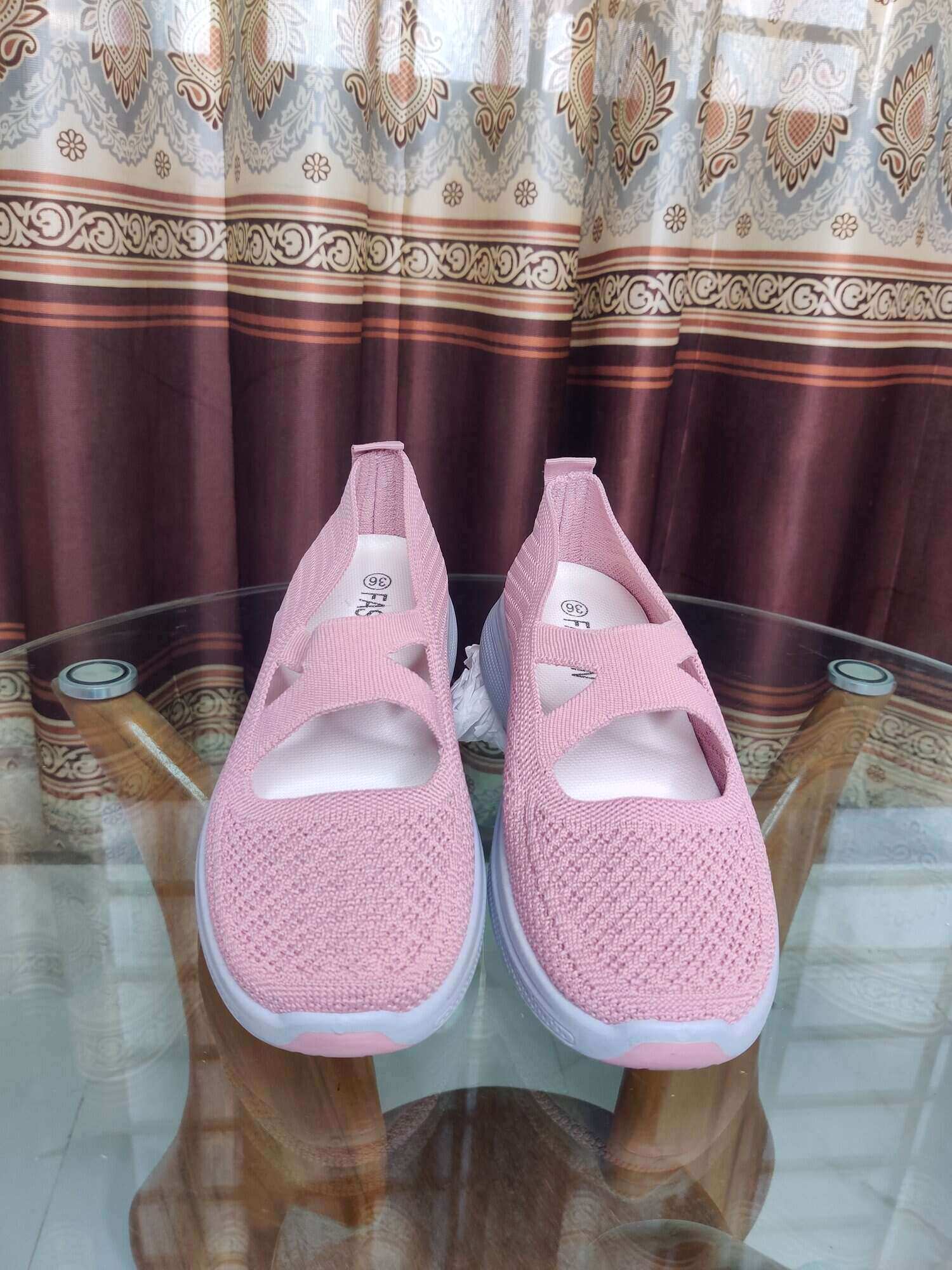 Code: P0-234 women's pink slip-on casual shoes